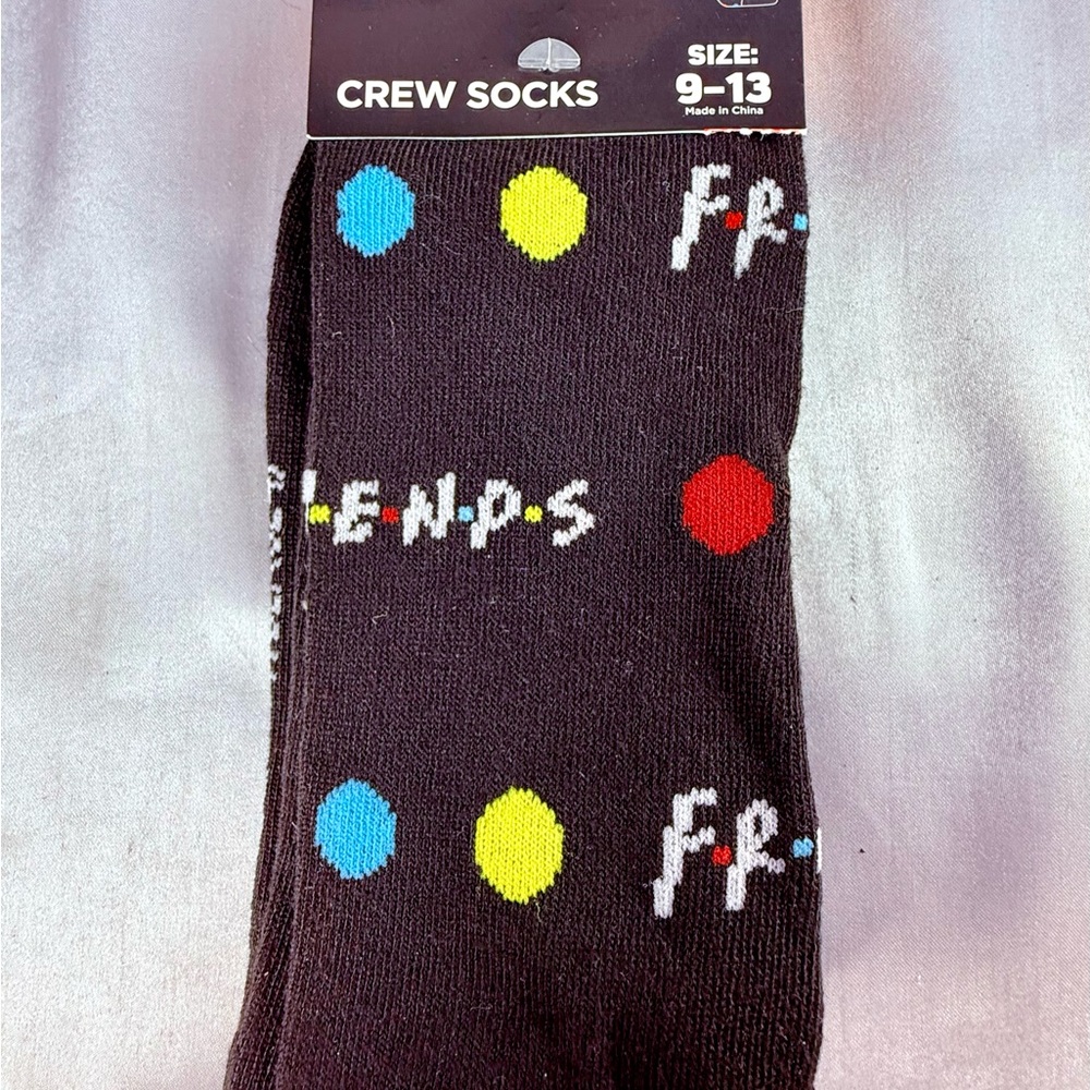 Friends Socks The Tv Show Sitcom Crew sz L 9-13 Warner Bros. Equalizer